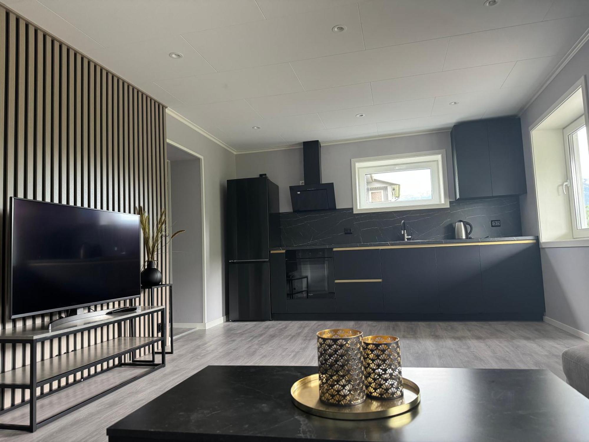 Dalen Apartment Stranda  Eksteriør bilde