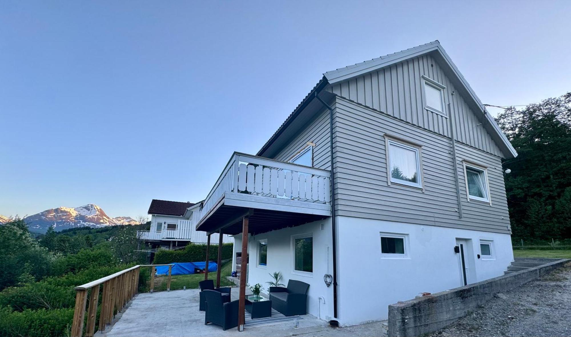 Dalen Apartment Stranda  Eksteriør bilde
