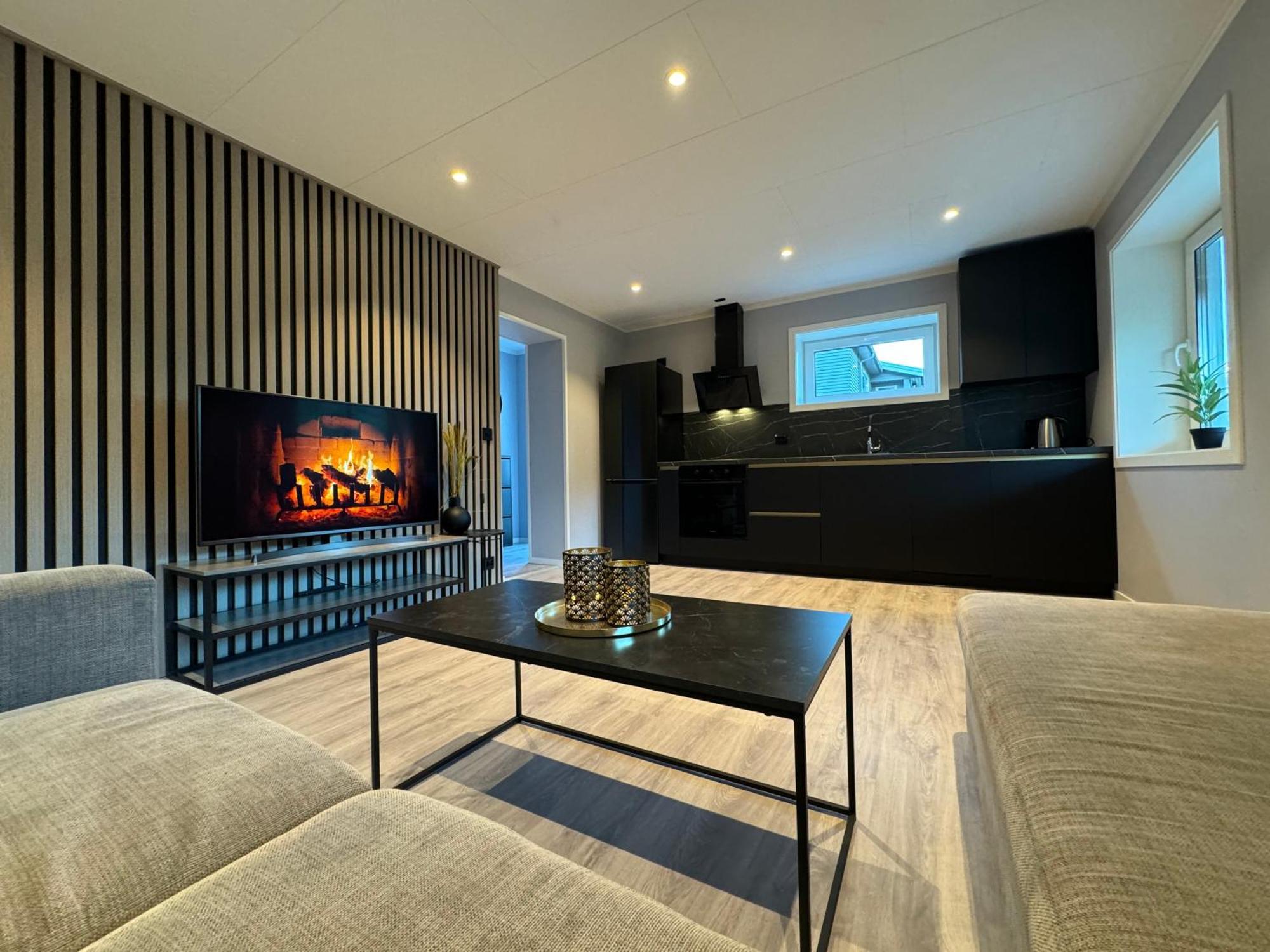 Dalen Apartment Stranda  Eksteriør bilde